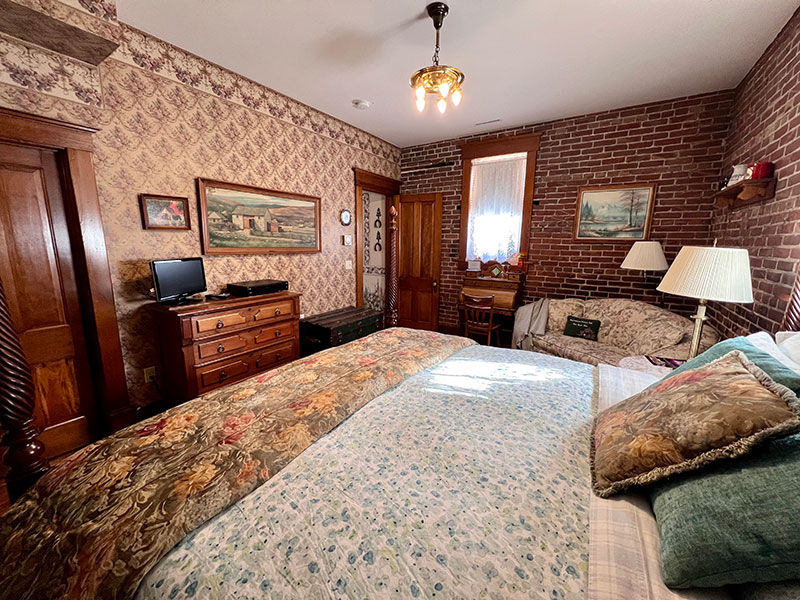 The Heisel Room Pic 2